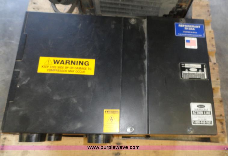 image for item F9381 Carrier APU unit