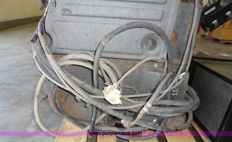 image for item F9381 Carrier APU unit