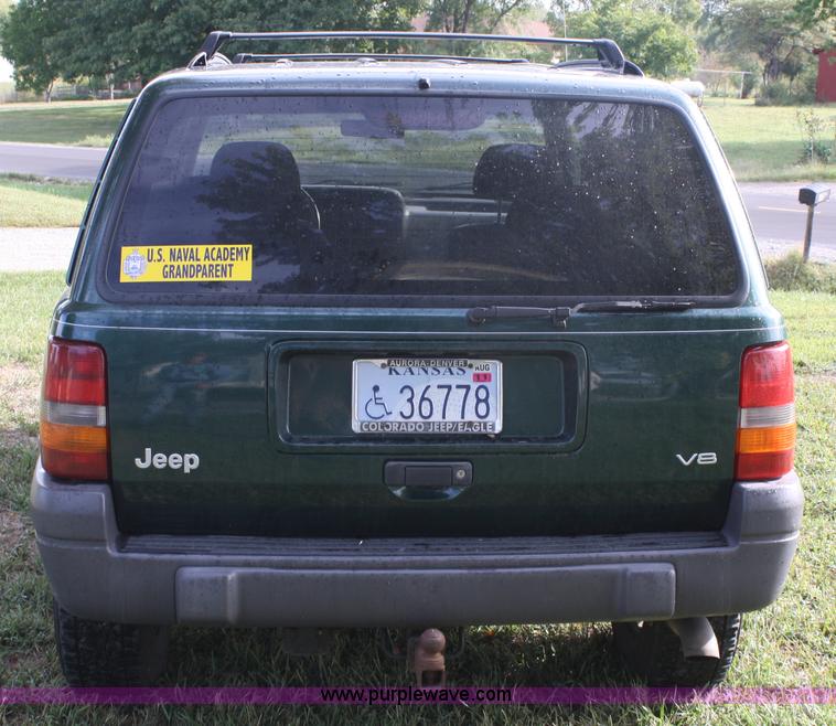 image for item A2369 1996 Jeep Grand Cherokee Laredo SUV