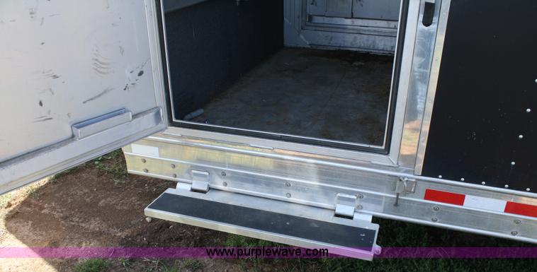 image for item A2374 2003 Elite 32' horse trailer