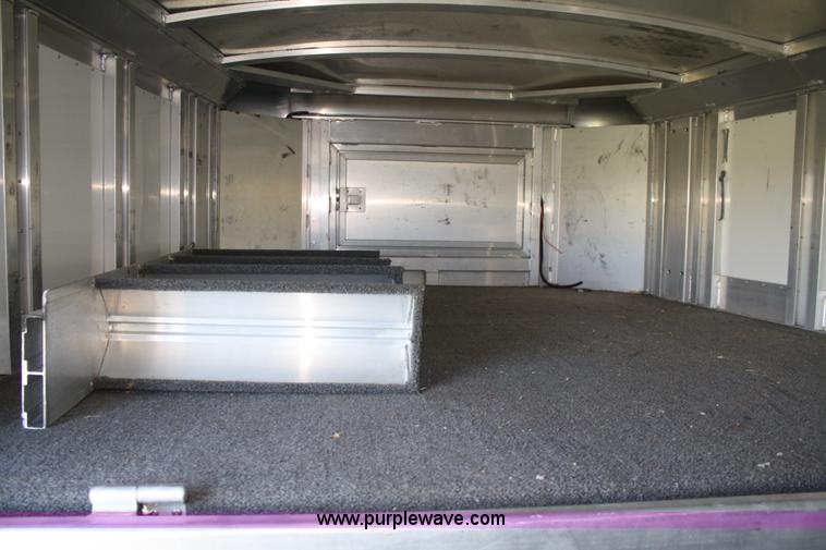 image for item A2374 2003 Elite 32' horse trailer
