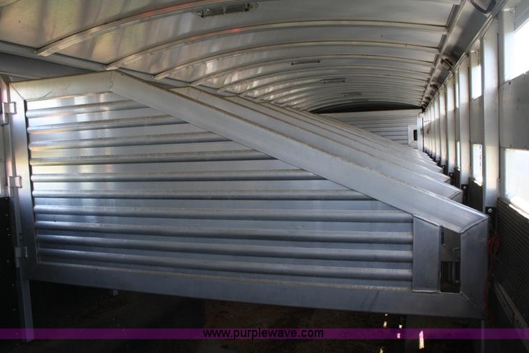 image for item A2374 2003 Elite 32' horse trailer