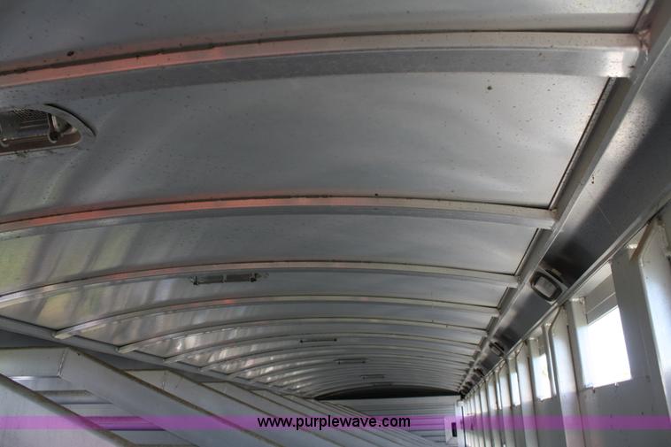 image for item A2374 2003 Elite 32' horse trailer