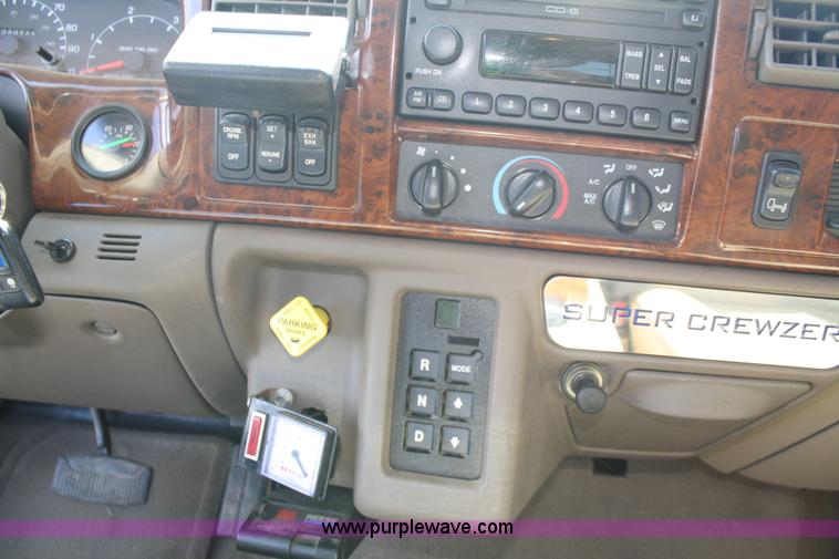 image for item A2376 2002 Ford F650 Super Crewzer truck