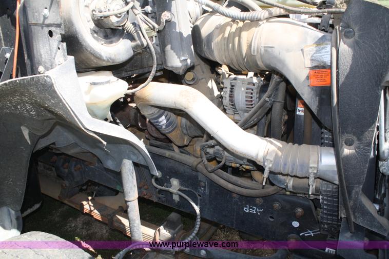 image for item A2376 2002 Ford F650 Super Crewzer truck