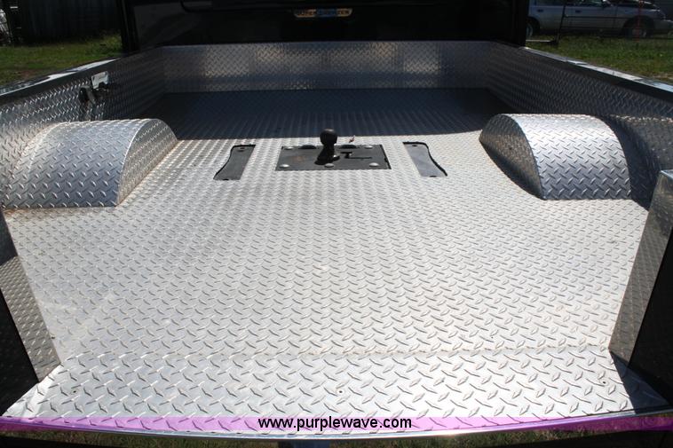 image for item A2376 2002 Ford F650 Super Crewzer truck