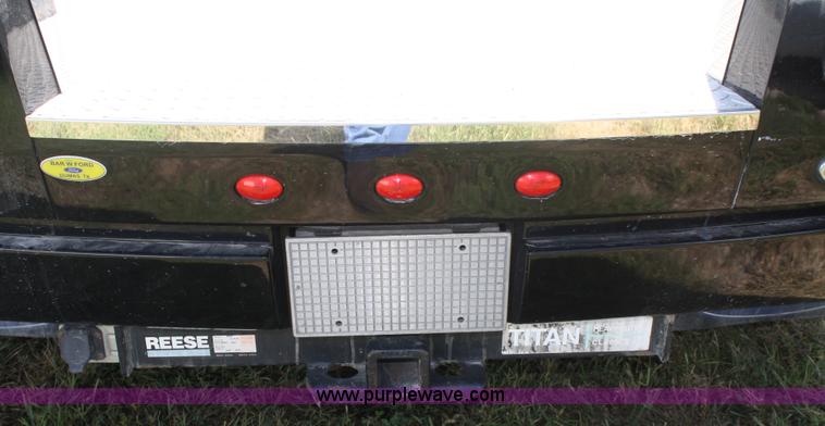 image for item A2376 2002 Ford F650 Super Crewzer truck