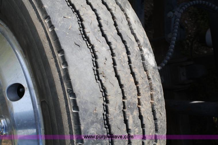 image for item A2376 2002 Ford F650 Super Crewzer truck