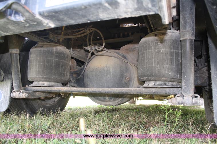 image for item A2376 2002 Ford F650 Super Crewzer truck