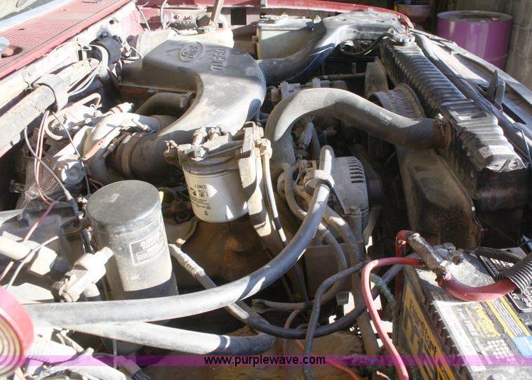 image for item A2457 1993 Ford F250 XLT supercab pickup truck
