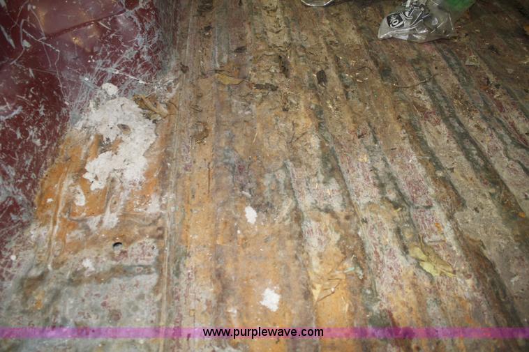 image for item A2457 1993 Ford F250 XLT supercab pickup truck