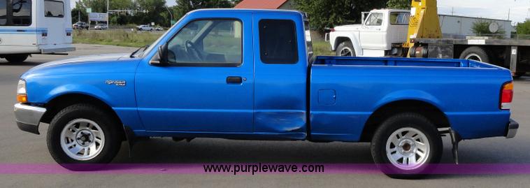 image for item A3100 1999 Ford Ranger XLT supercab pickup truck