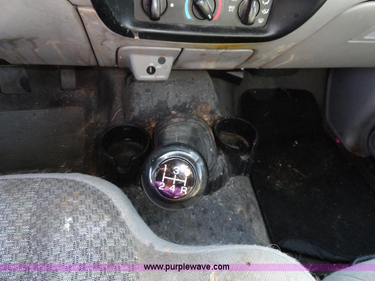 image for item A3100 1999 Ford Ranger XLT supercab pickup truck