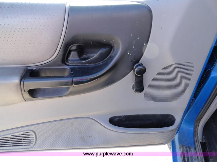 image for item A3100 1999 Ford Ranger XLT supercab pickup truck
