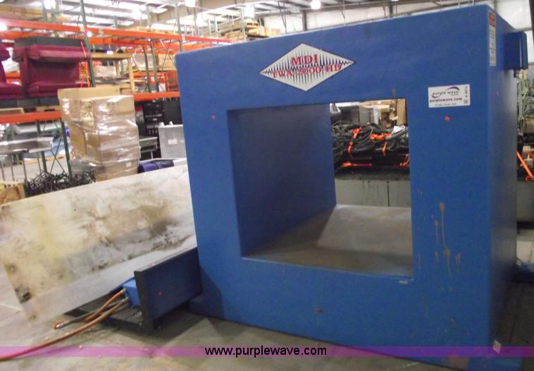 image for item A4014 2009 MDI TWA-2000-HD metal detector system