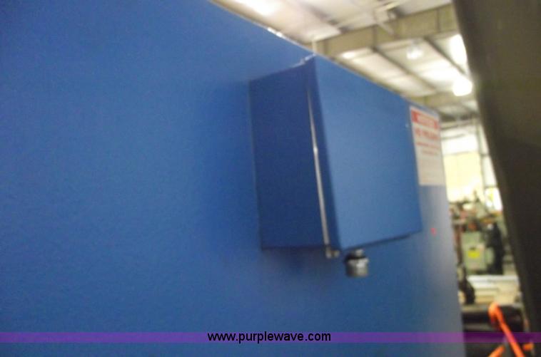 image for item A4014 2009 MDI TWA-2000-HD metal detector system