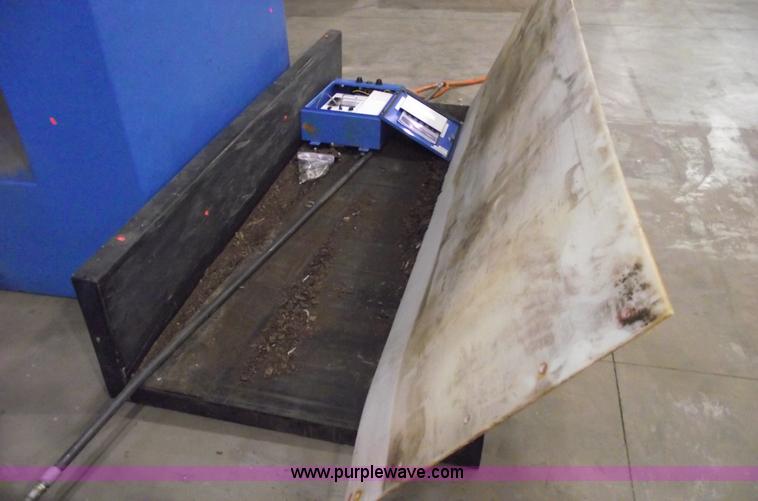 image for item A4014 2009 MDI TWA-2000-HD metal detector system