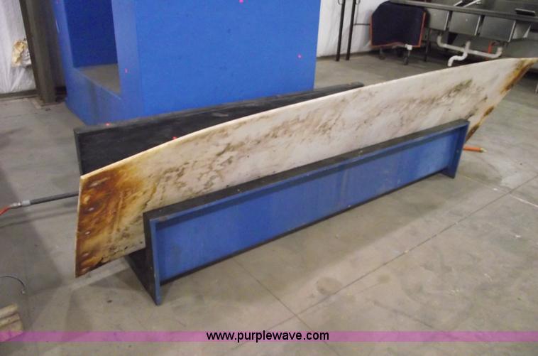 image for item A4014 2009 MDI TWA-2000-HD metal detector system