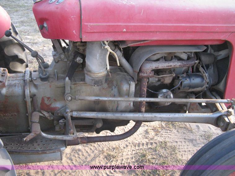 image for item A4385 Massey-Ferguson TO35 tractor