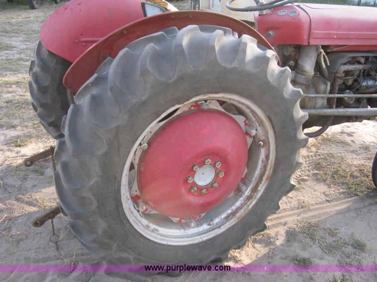 image for item A4385 Massey-Ferguson TO35 tractor