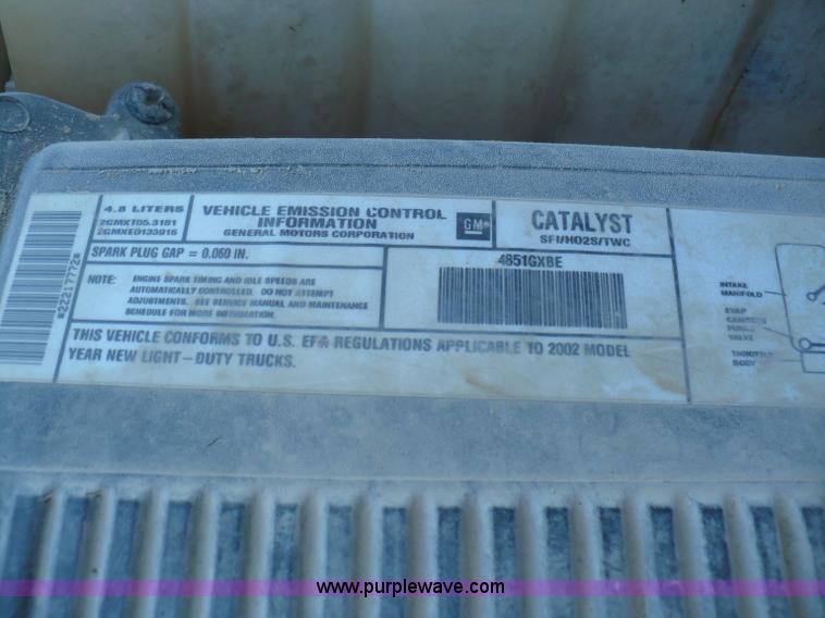 image for item A4877 2002 GMC Sierra 1500 pickup truck