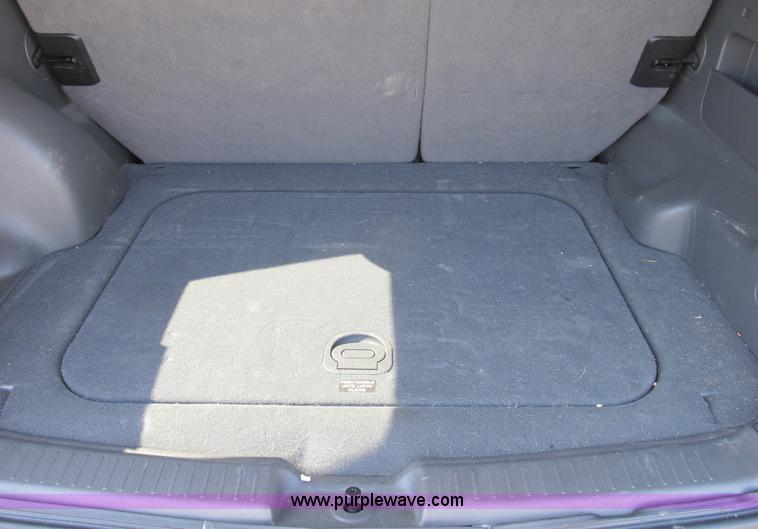 image for item B2503 2006 Ford Escape XLT SUV