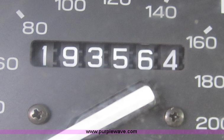 image for item B5509 1996 Subaru Legacy