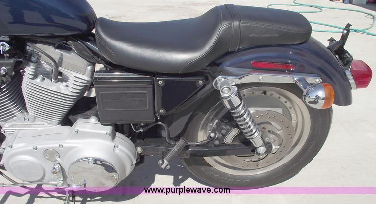 image for item B9171 2000 Harley Davidson Sportster 883 motorcycle