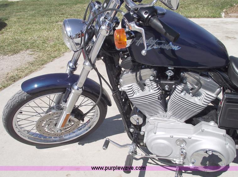 image for item B9171 2000 Harley Davidson Sportster 883 motorcycle