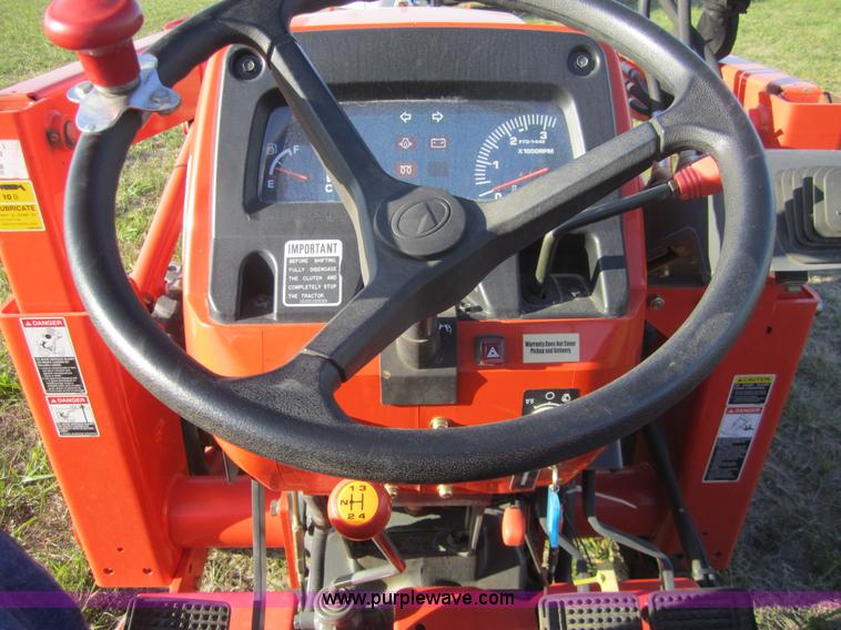 image for item C5018 2008 Kubota L4400 MFWD tractor