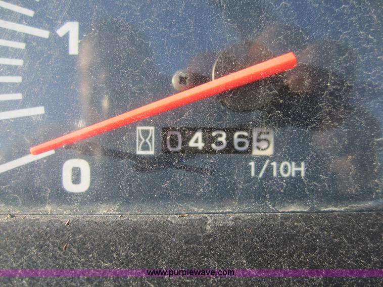 image for item C5018 2008 Kubota L4400 MFWD tractor