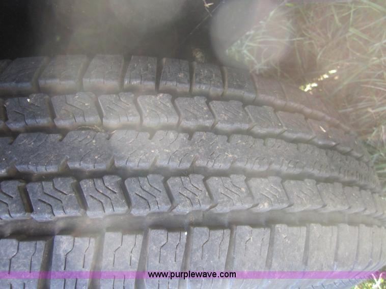 image for item C5019 2008 W-W 32' enclosed cargo trailer