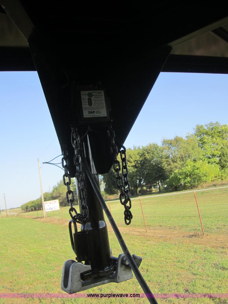 image for item C5019 2008 W-W 32' enclosed cargo trailer