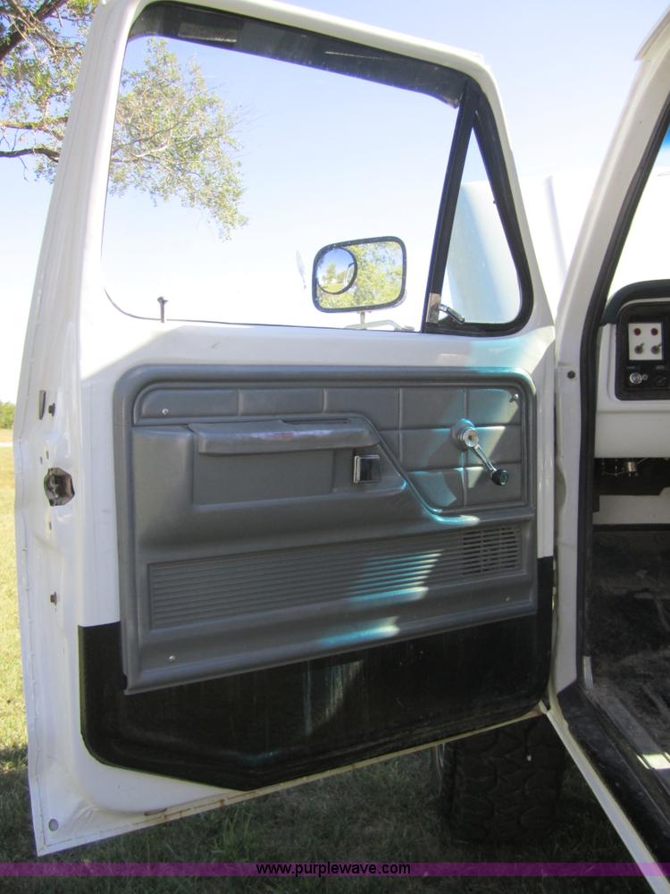 image for item C5038 1976 Ford Hi Boy pickup truck