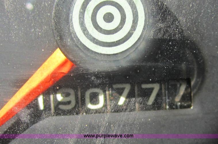 image for item C5062 1958 International R190 truck with drilling rig