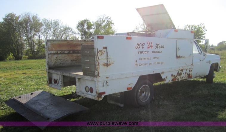 image for item C5074 1983 Chevrolet C30 service truck