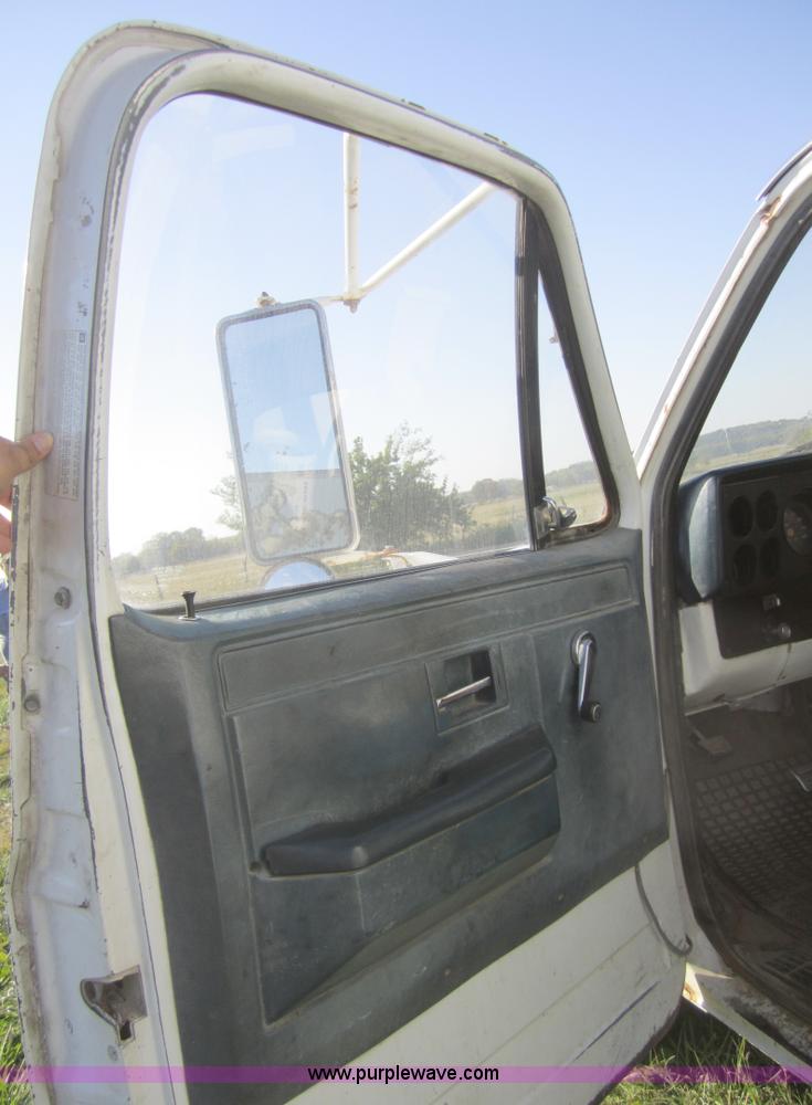image for item C5074 1983 Chevrolet C30 service truck