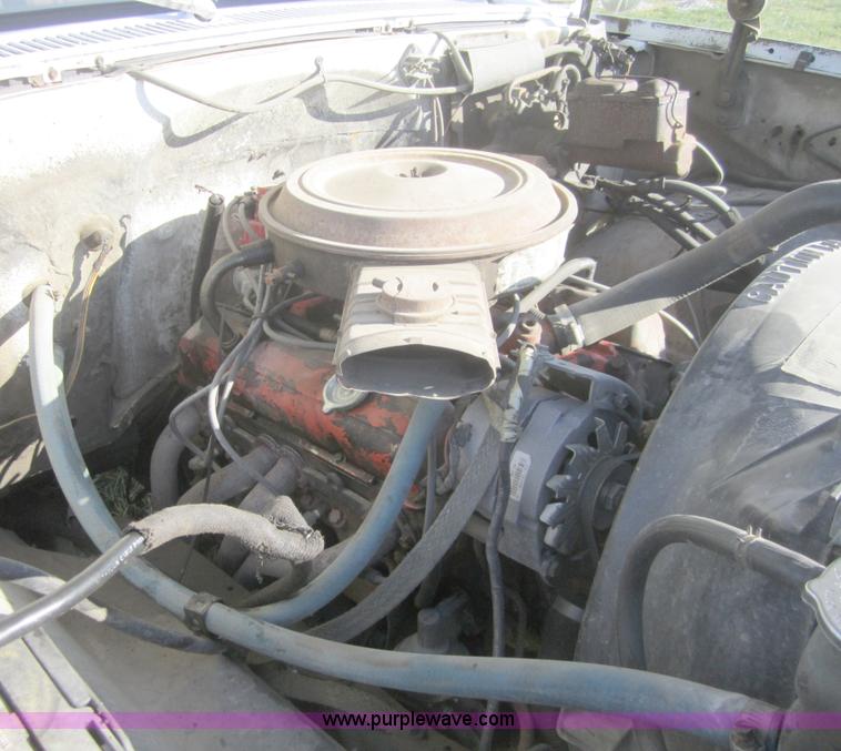 image for item C5074 1983 Chevrolet C30 service truck