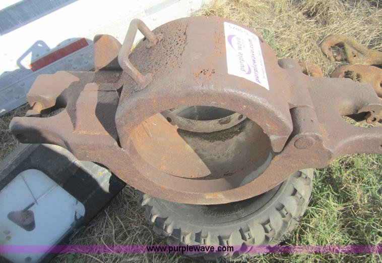 image for item C5075 Assorted items