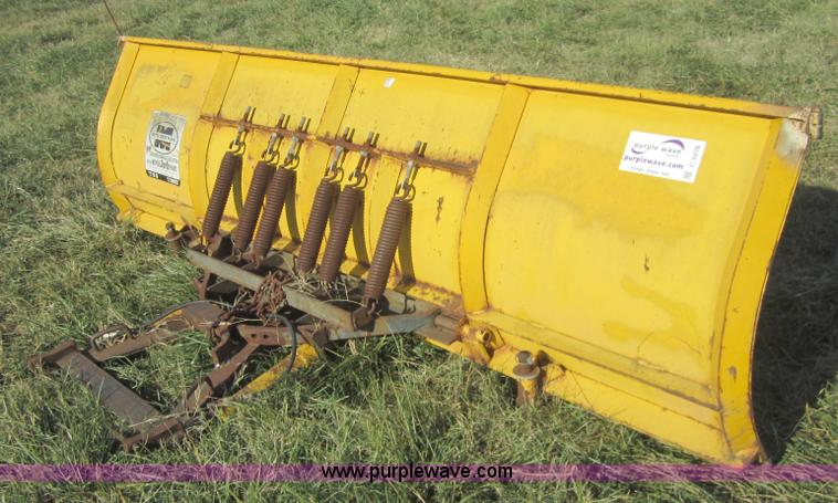image for item C5076 Meyer M10 snow plow