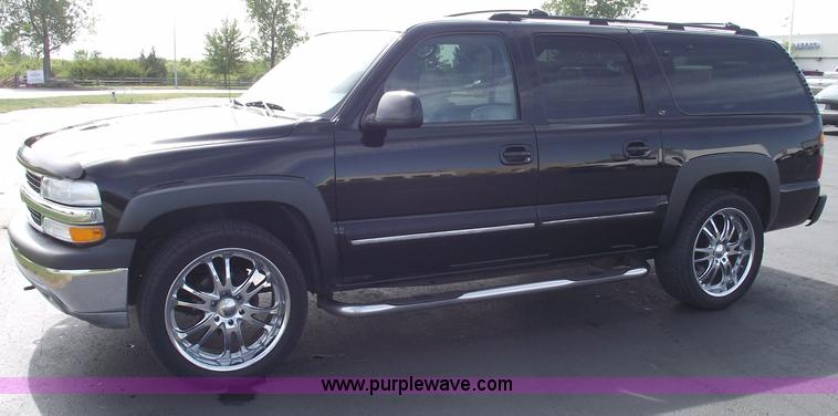 2001 Chevrolet Suburban 1500 LT SUV in Kansas City, MO | Item C5557