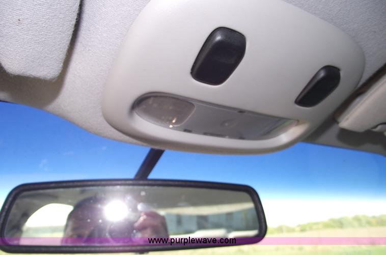 image for item C5563 1998 Lincoln Town Car Executive