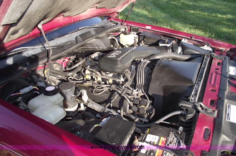 image for item C5564 1993 Lincoln Town Car Cartier