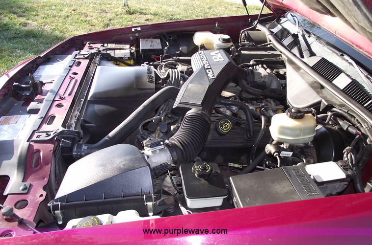 image for item C5564 1993 Lincoln Town Car Cartier