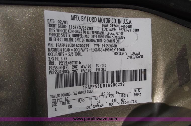 image for item C5566 2001 Ford Taurus SES