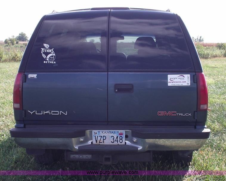 image for item C5567 1995 GMC Yukon SLT SUV