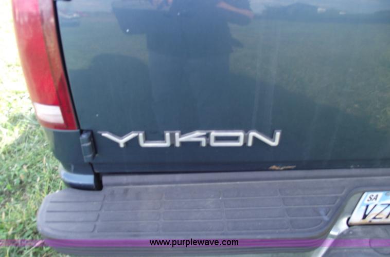 image for item C5567 1995 GMC Yukon SLT SUV