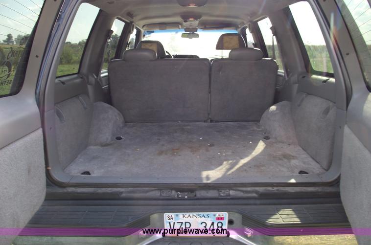 image for item C5567 1995 GMC Yukon SLT SUV
