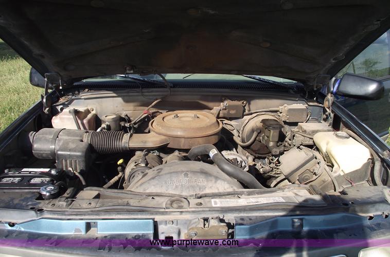 image for item C5567 1995 GMC Yukon SLT SUV