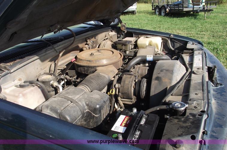 image for item C5567 1995 GMC Yukon SLT SUV